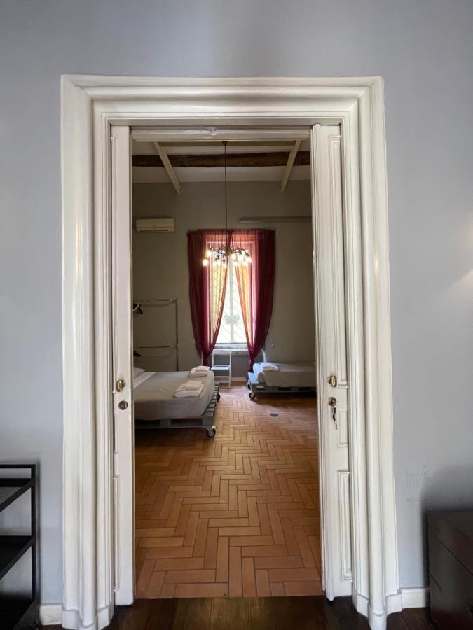 Anima Partenopea Napels Buitenkant foto